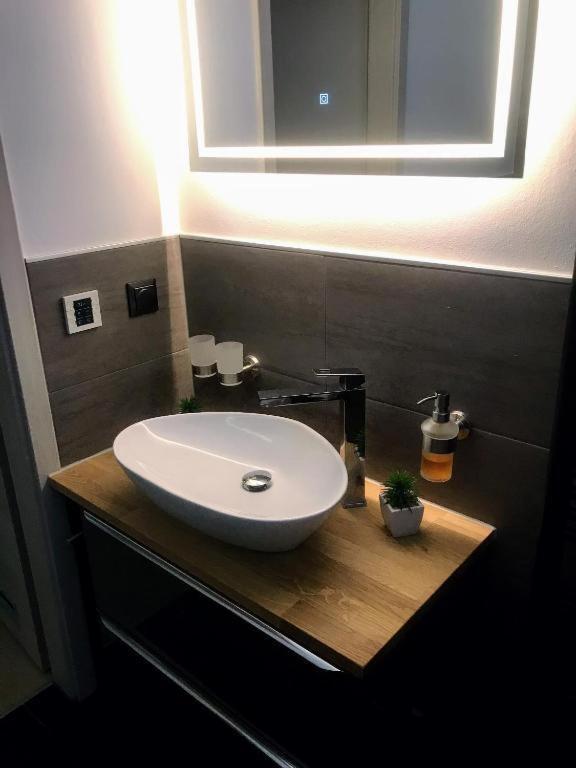 Salzhausblick Business Apartments - Zentrale Lage Am Salzhaus - Mwst-Rechnung Verfuegbar Zittau Kültér fotó